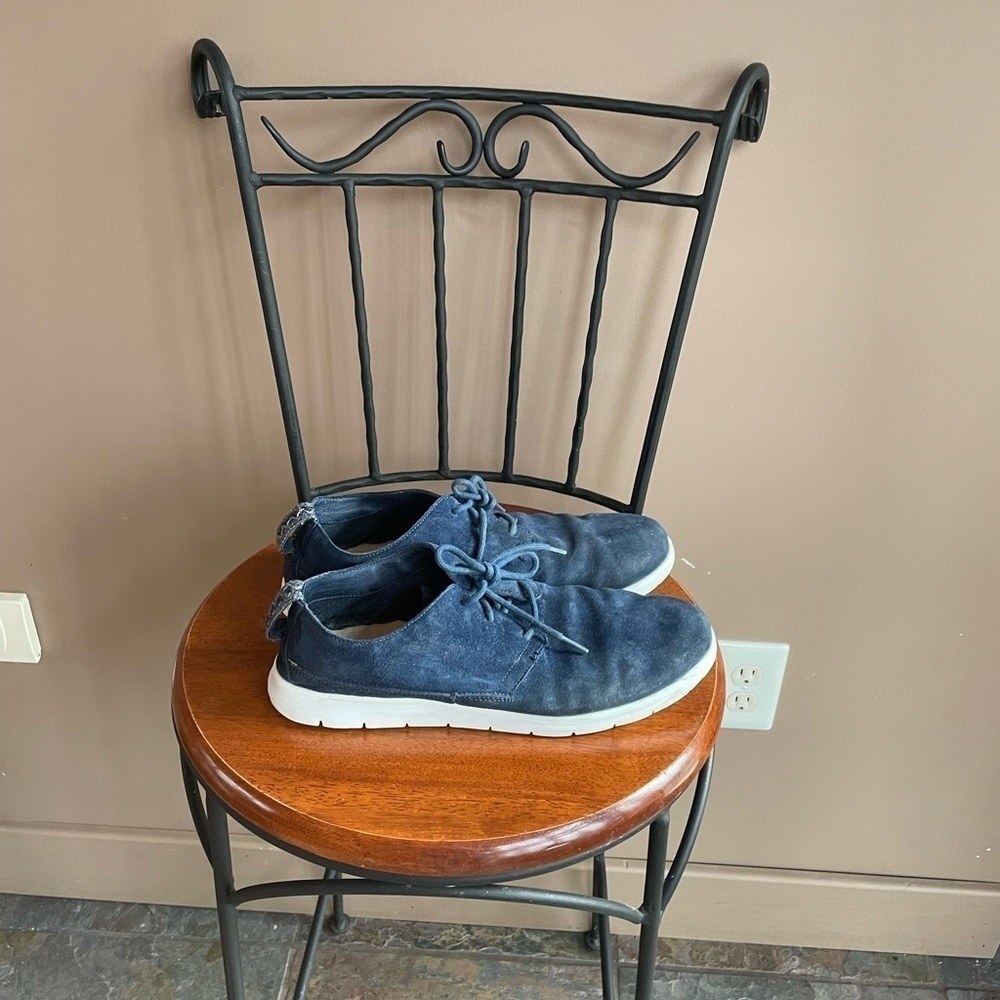 Ugg Bowman Casual Suede Shoe in Blue Size 11‎ - Picture 6 of 8